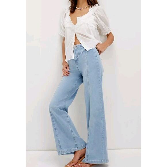Free People Denim - Free People We The Free Libre Wide-Leg Jeans in the color Palermo Sz 31